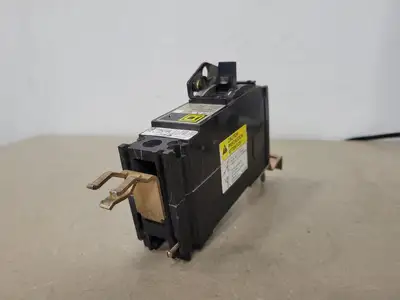 USED SQUARE D FA14030A