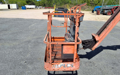 USED 2013 JLG M600JP
