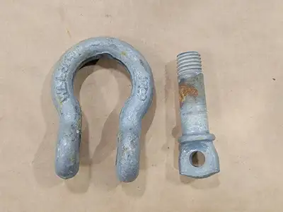 5/8" Screw Pin Anchor Shackle WLL 4-3/4T