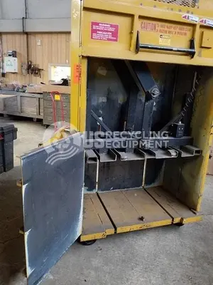 Used HARMONY M42BC VERTICAL BALER Balers Ohio US | US Recycling Equipment #1303938