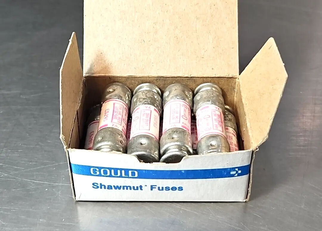 Gould shawmut TR7R Time delay fuse. Lot of 9. Loc4D21