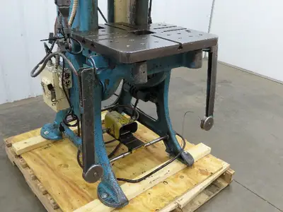 L&J No 3 Mechanical OBI Punch Press 22 Ton 4" Stroke 7" Throat 3Hp 3Ph 220/440V