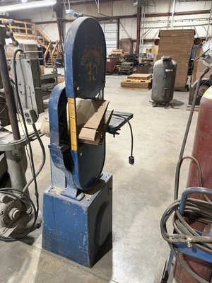 Used _UNKNOWN_ _UNKNOWN_ Woodworking Vertical Band Saws Indiana US | Miedema Asset Management Group #1575454