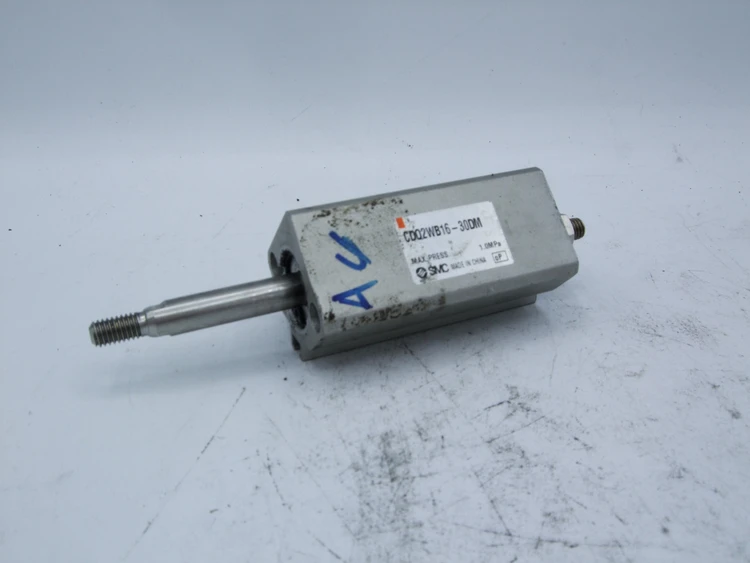 Used SMC CDQ2WB16-30DM Parts (Hydraulics and Pneumatics) | BG Industrial Surplus #472800
