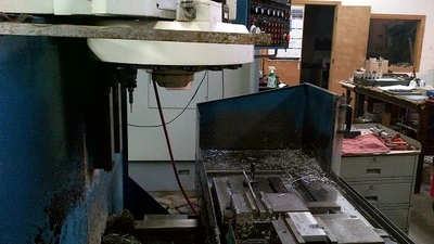 USED 1986 SUPERMAX YCM