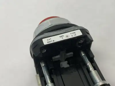 USED ALLEN-BRADLEY SER. T MOMENTARY PUSHBUTTON RED W/ 2X 800T-XA CONTACT BLOCK