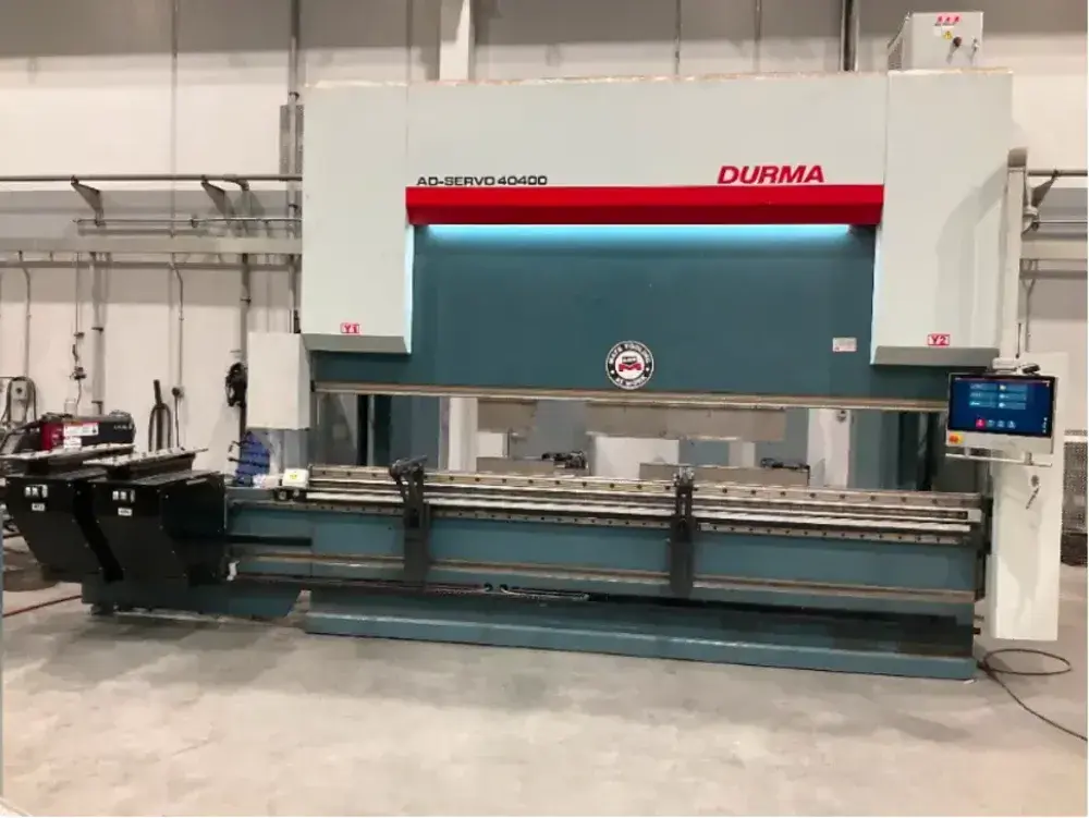 440 Ton x 13' Durma AD-Servo 40400 CNC Press Brake, 2022- CNC Sheet Followers, 6-Axis Backgauge