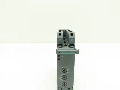 Siemens 3RP25052RW30 Sirius 7-Range Time Delay Relay 24-240V AC/DC 50/60Hz 5A
