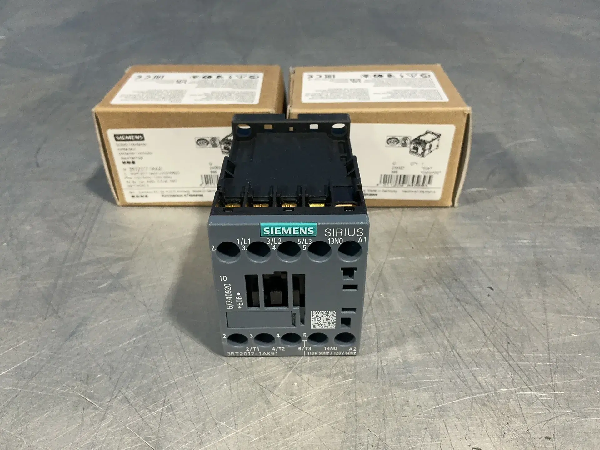 Used SIEMENS 3RT20171AK61 / 3RT23171AK60 PLC Contactors Ohio US | HGR 24 #1478200
