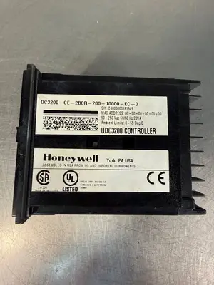 Honeywell Udc3200 DC3200-CE-2B0R-200-10000-EC-0 Case Only (4.1.3)