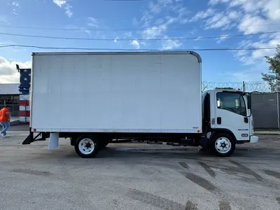 Used 2023 ISUZU NPR HD Box trucks Florida US | Truck and Van Outlet #1708746