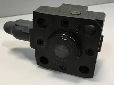 USED VICKERS CVCS25C3S2W24510S32AP10