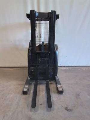 Used 2015 YALE NR040DB Reach Trucks North Carolina US | Forklift Pro #1460037