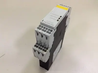 USED SIEMENS 3TK2 824-2BB40