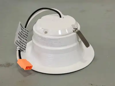 USED LITHONIA LIGHTING 4BEMW-LED-27K-90CRI-M6