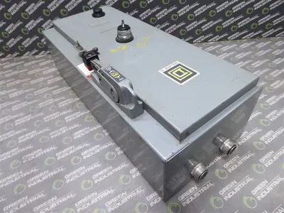 Square D 8538SCG14V81F4T Fusible Combination Starter NEMA 1 30 A 575V Used