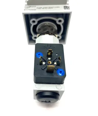 USED FESTO BRANCHING MODULE 1/2" NPT PORTS
