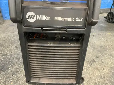 Used MILLER MILLERMATIC 252 Mig Welders Ohio US | HGR 24 #1521303