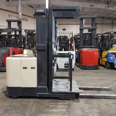 USED 2016 CROWN SP3510-30