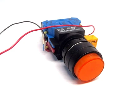 USED IDEC HW1L-M2F11QDA-24V