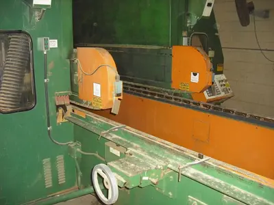 FLETCHER FM-2000 TRIM-SHAPE AND SAND MACHINE