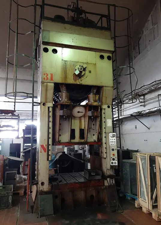 Used 1987 ERFURT PKNT 315 Straight Side Presses CZ | Amaron s.r.o. #1065211