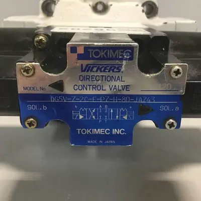 USED TOKIMEC VICKERS DG5V-7-2C-E-P7-H-80-JA743