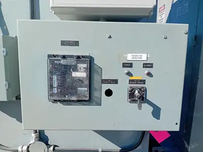 600 Amp 4160 Volts disconnect with capacitor and overload relay protection