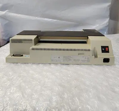 HP 7475A GRAPHICS PLOTTER