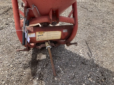 Used _UNKNOWN_ _UNKNOWN_ Broadcast Spreaders Michigan US | Miedema Asset Management Group #1474559