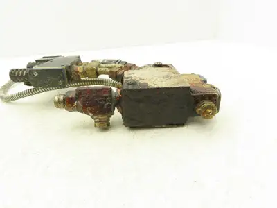 Nordson H441T SA10G Hot Melt Adhesive Glue Applicator Valve Block 24VDC