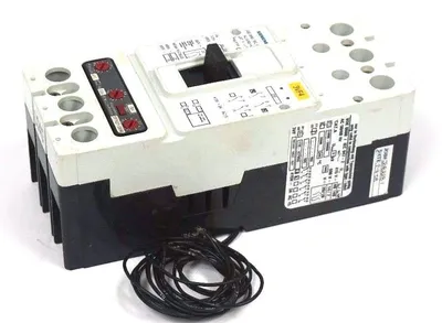 NEW SIEMENS 3VF9427-1DK40 CIRCUIT BREAKER 3VF94271DK40