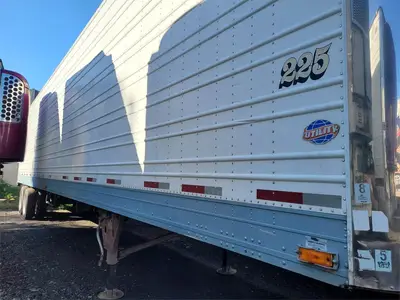 USED 1997 UTILITY 48 FOOT