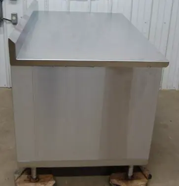 142-1171 60" x 36" Stainless Steel Heavy Duty Work Table