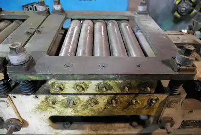 14″ ARDCOR 16-Roll Stock Straightener