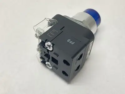 USED ALLEN-BRADLEY SER U 30MM MOMENTARY PUSH BUTTON 800T PB BLUE 12-130V