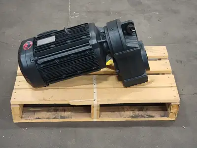 NEW SEW-EURODRIVE FA57/G DRE132M4