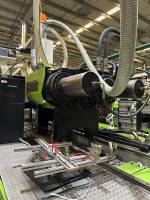 2005 ENGEL ES3550/600 Injection Molding Horizontal/Vertical | Machinery Network (7)