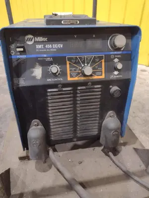 USED MILLER XMT 456 CC/CV