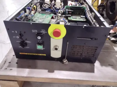 Used FANUC A05B-1522-B201 Robot with R-30iA Mate A05B-2553-B360 Controller Robots Michigan US | Maverick Industrial Sales #1397608
