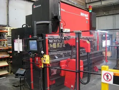 USED AMADA ASTRO 100T X 3220 CNC ROBOT BENDING CELL