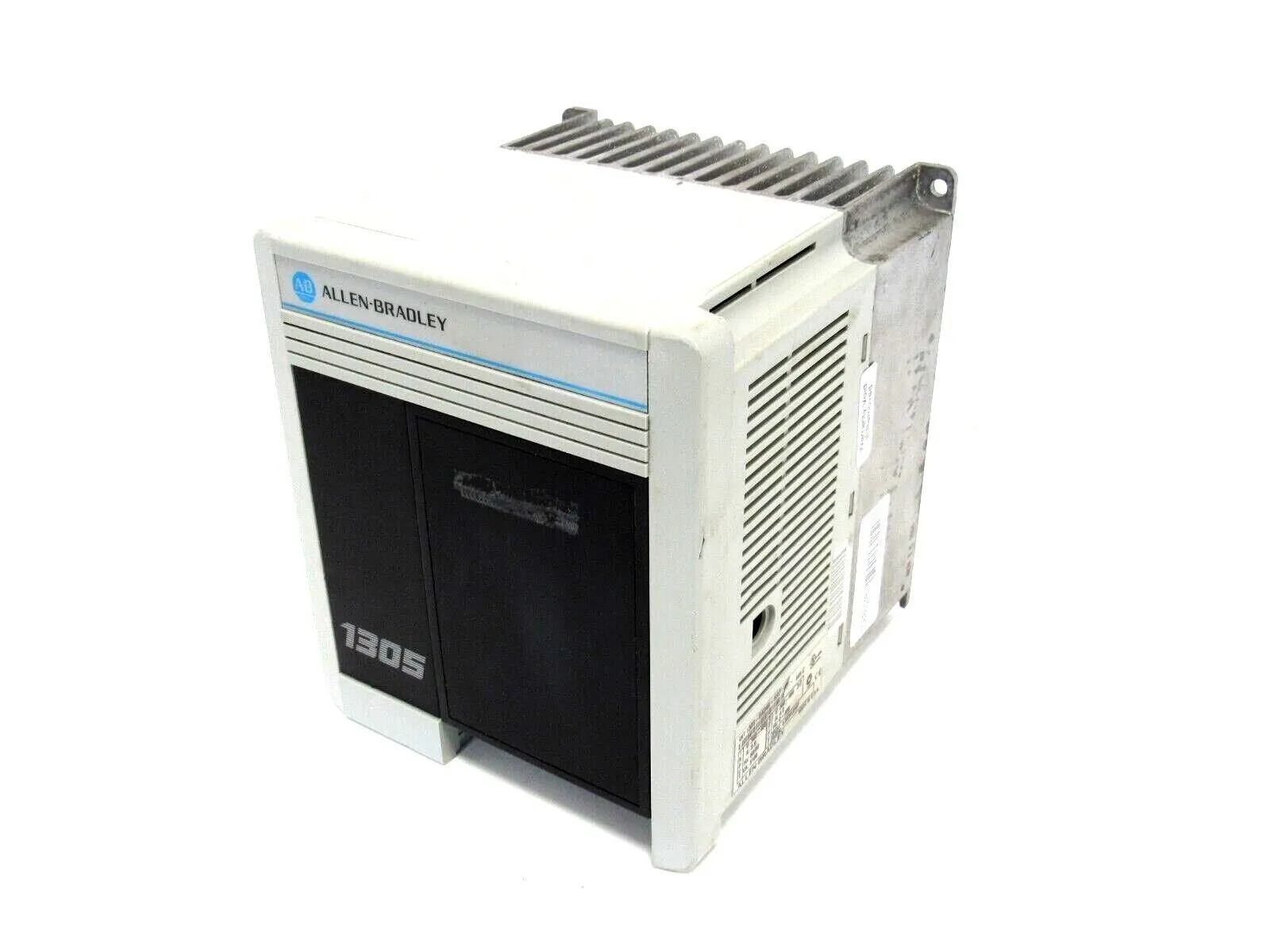 USED ALLEN BRADLEY 1305-BA04A-HAP AC DRIVE 2HP SER.C 1305BA04AHAP