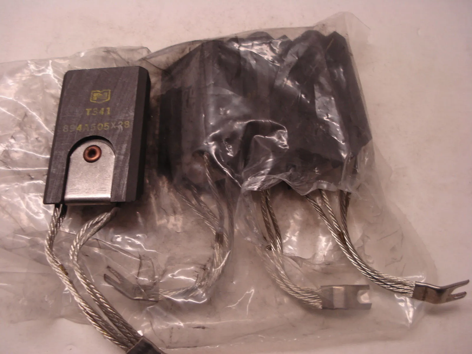 4 NEW NATIONAL T341 CARBON BRUSHES