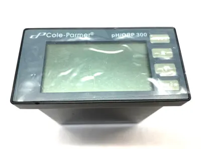 USED COLE PARMER TEMPERATURE DIN CONTROLLER 1/8" DIN 2 SPDT RELAYS