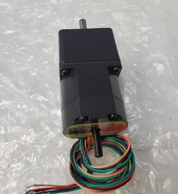 VEXTA STEPPING MOTOR PH544TG07-NB