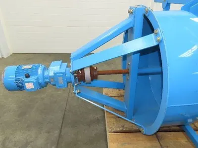 Motovario Mixing Hopper 5-1/2Hp Motor 460V 10" Auger 97 RPM