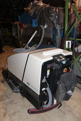 USED TENNANT ES480