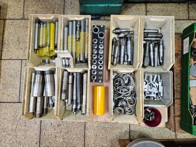 TOS Hostivař Cylindrical Grinder Plain, in good used condition, visible under power