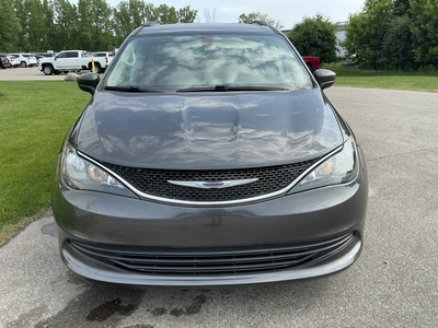 USED 2020 CHRYSLER VOYAGER
