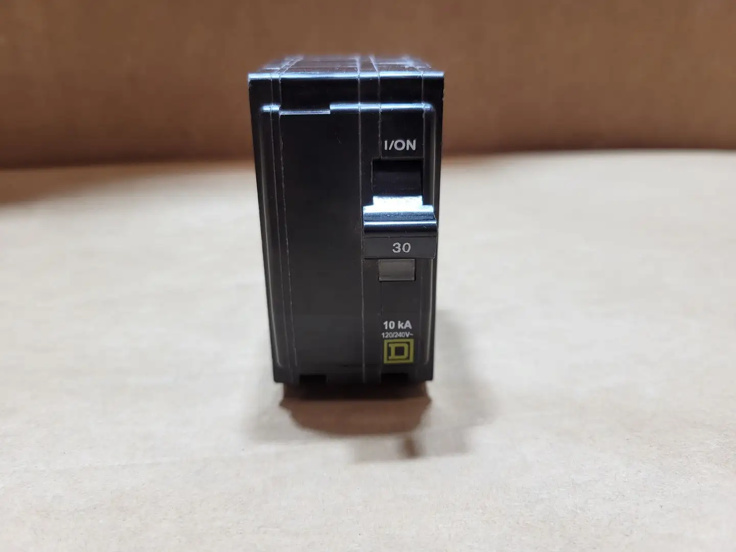 USED SQUARE D QO230